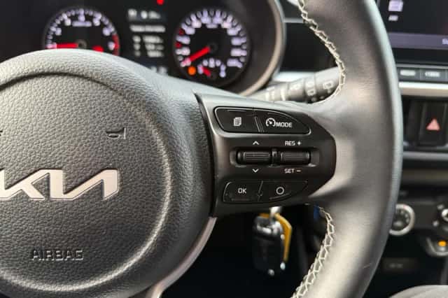 Kia Picanto (2022) thumbnail 19