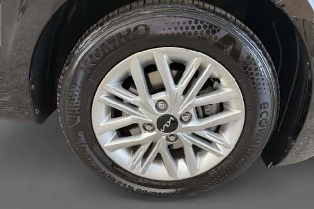 Kia Picanto (2022) thumbnail 25