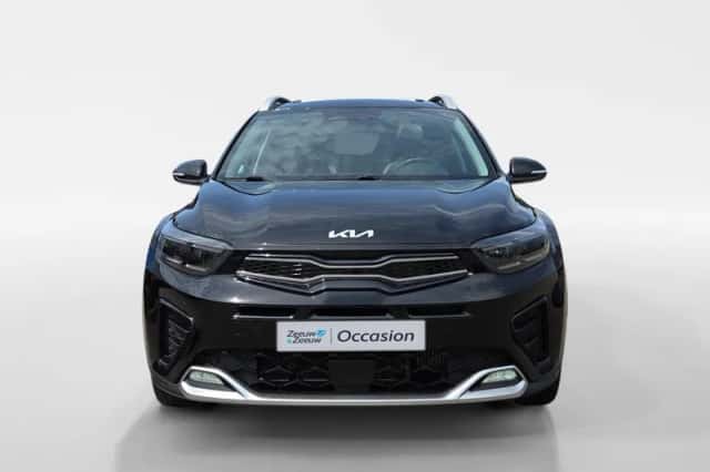 Kia Stonic (2023) thumbnail 2