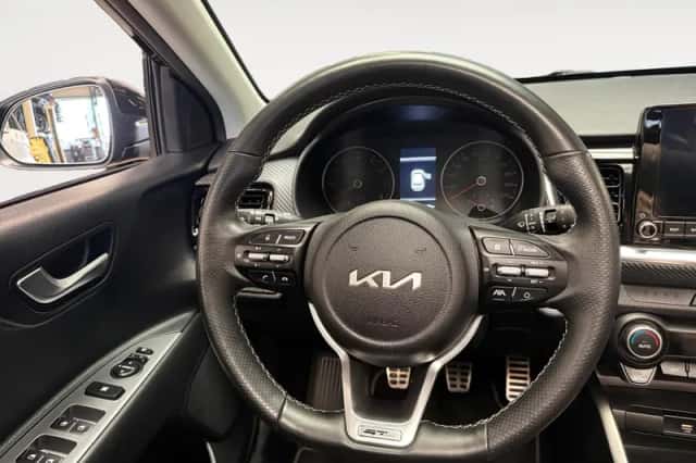 Kia Stonic (2023) thumbnail 23