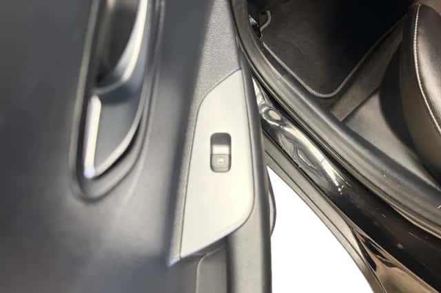 Kia Stonic (2023) thumbnail 25