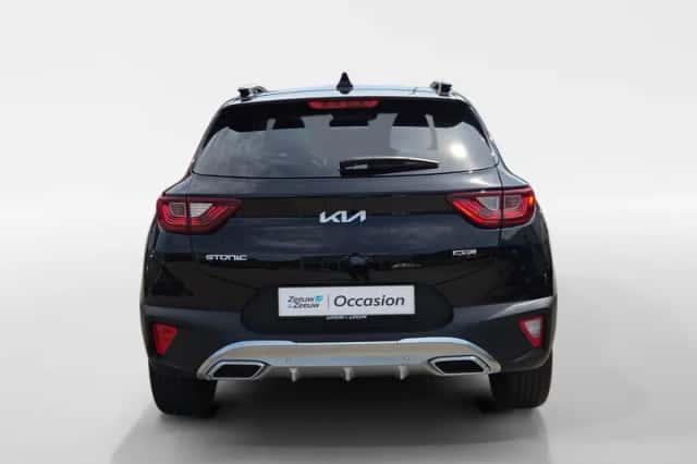 Kia Stonic (2023) thumbnail 5