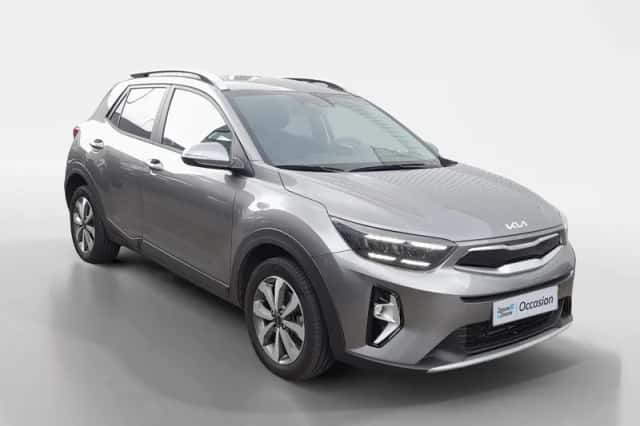 Kia Stonic (2024) thumbnail 3