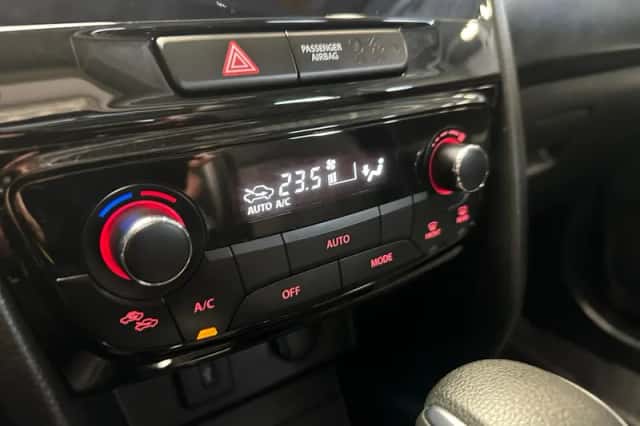 Suzuki Vitara (2024) thumbnail 24