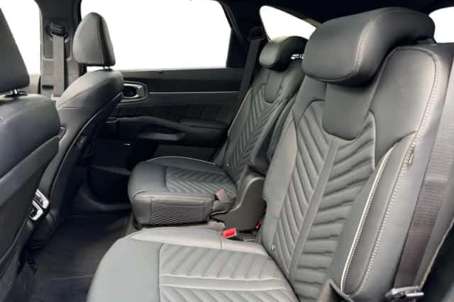 Kia Sorento (2025) thumbnail 8