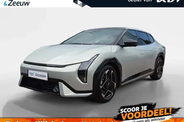 Kia EV4 (2025) thumbnail 1
