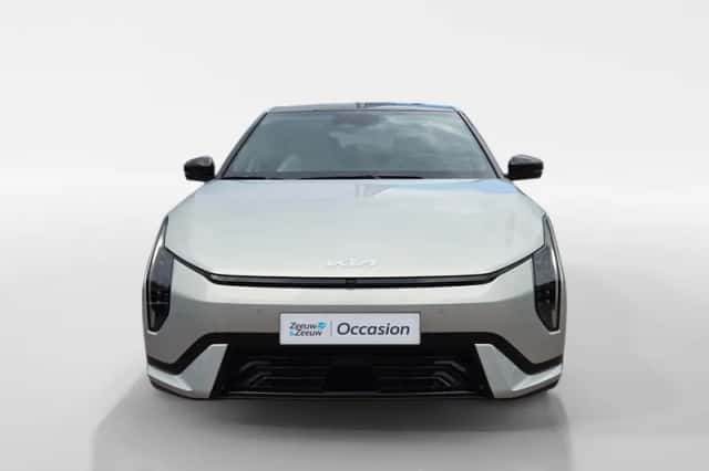 Kia EV4 (2025) thumbnail 2