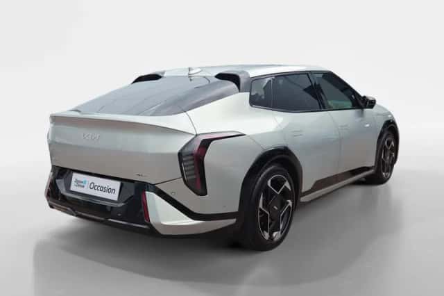 Kia EV4 (2025) thumbnail 5