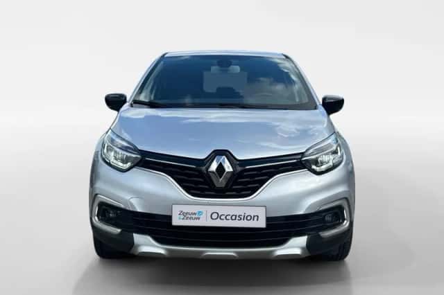 Renault Captur (2017) thumbnail 2
