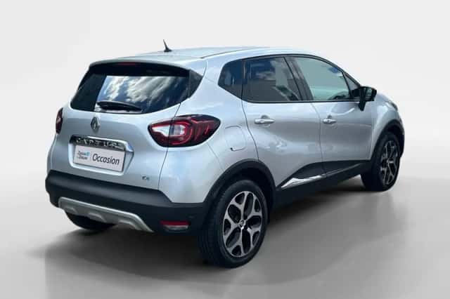 Renault Captur (2017) thumbnail 3