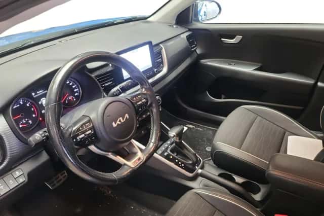 Kia Stonic (2021) thumbnail 10