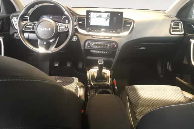 Kia Ceed (2024) thumbnail 13