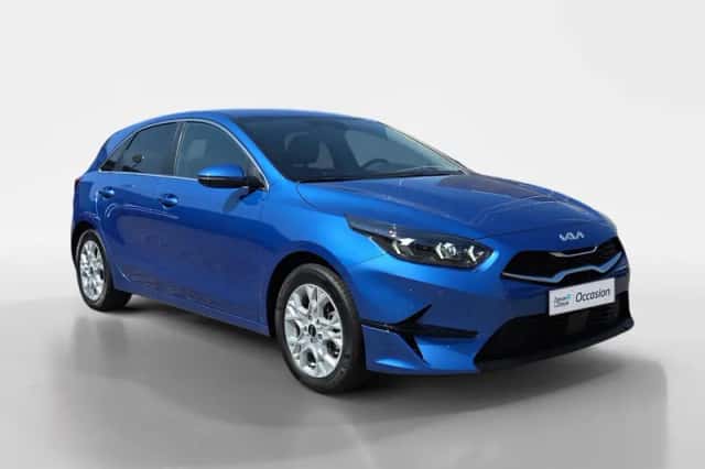 Kia Ceed (2024) thumbnail 3