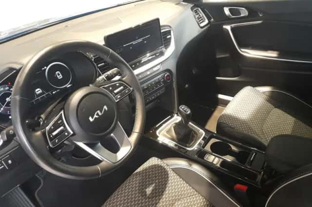 Kia Ceed (2024) thumbnail 8