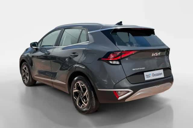 Kia Sportage (2023) thumbnail 4