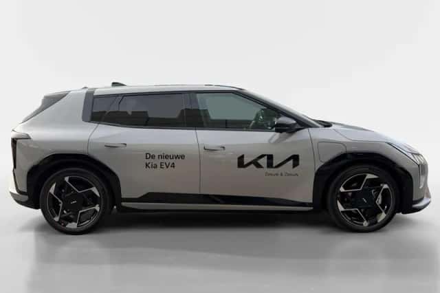 Kia EV4 (2025) thumbnail 4
