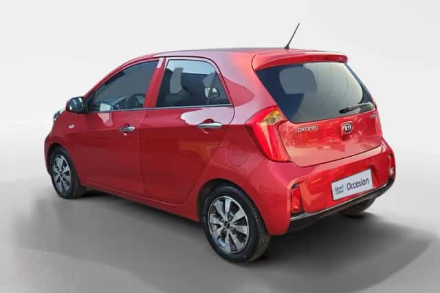 Kia Picanto (2015) thumbnail 4