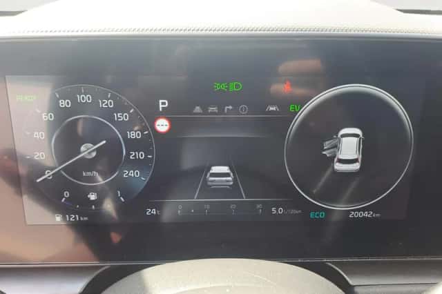 Kia Niro (2023) thumbnail 24