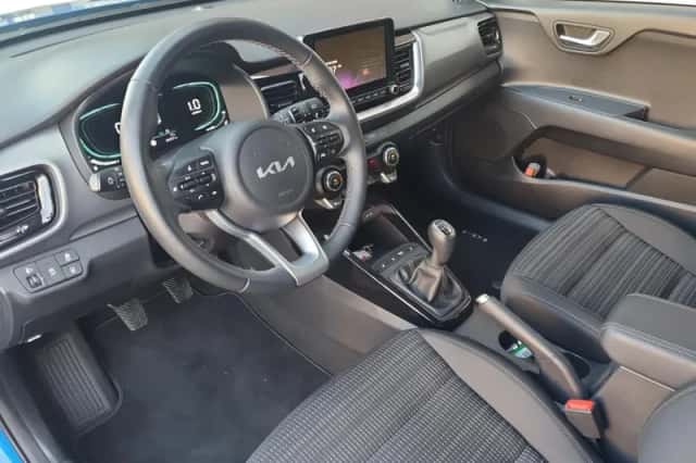 Kia Stonic (2025) thumbnail 16