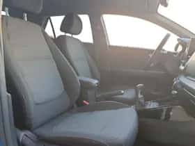Kia Stonic (2025) thumbnail 18