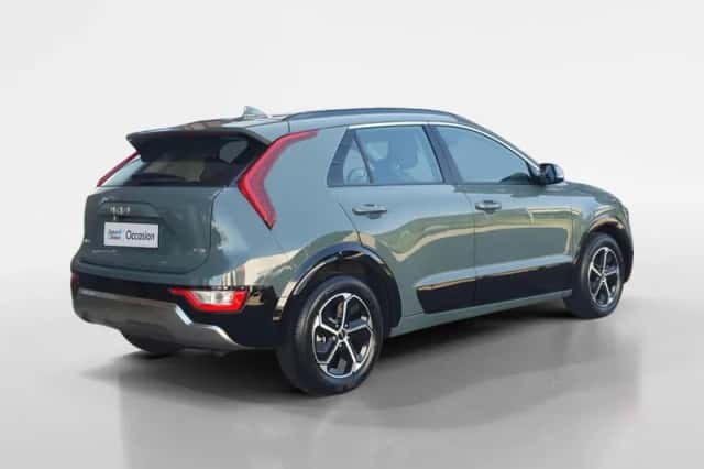 Kia Niro (2023) thumbnail 5