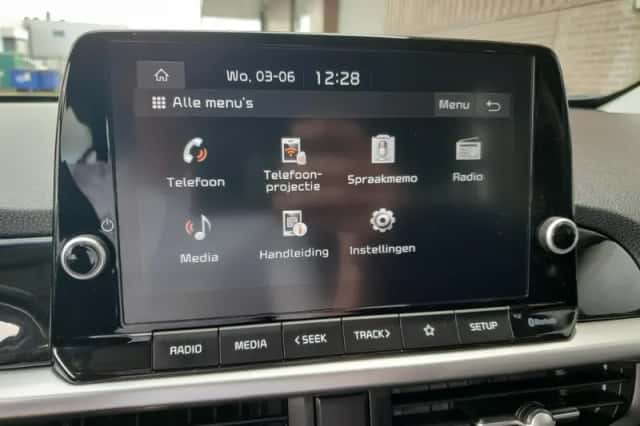 Kia Picanto (2023) thumbnail 26