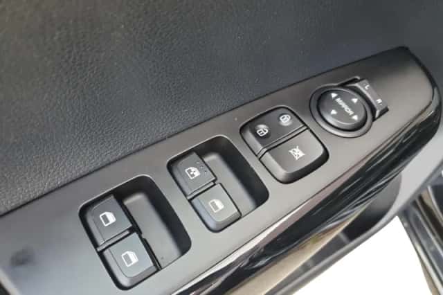 Kia Picanto (2023) thumbnail 30
