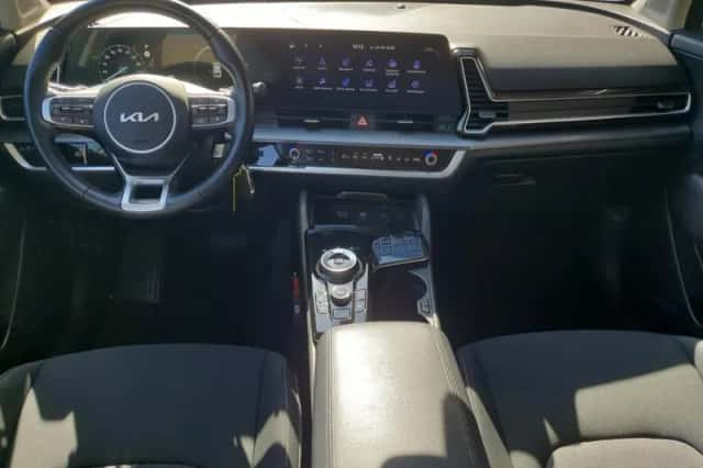 Kia Sportage (2022) thumbnail 23