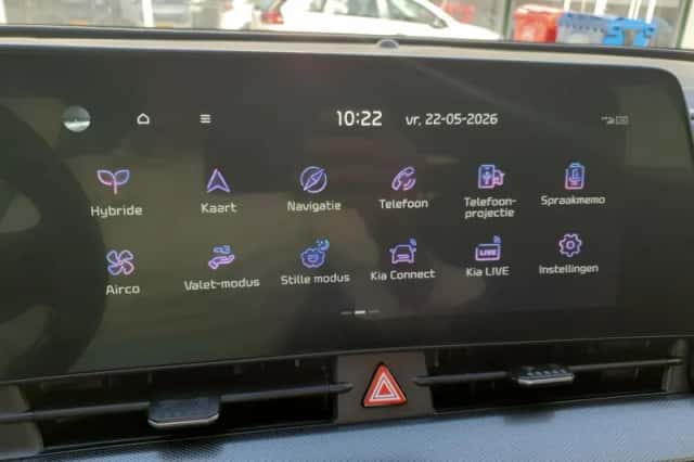 Kia Sportage (2022) thumbnail 25