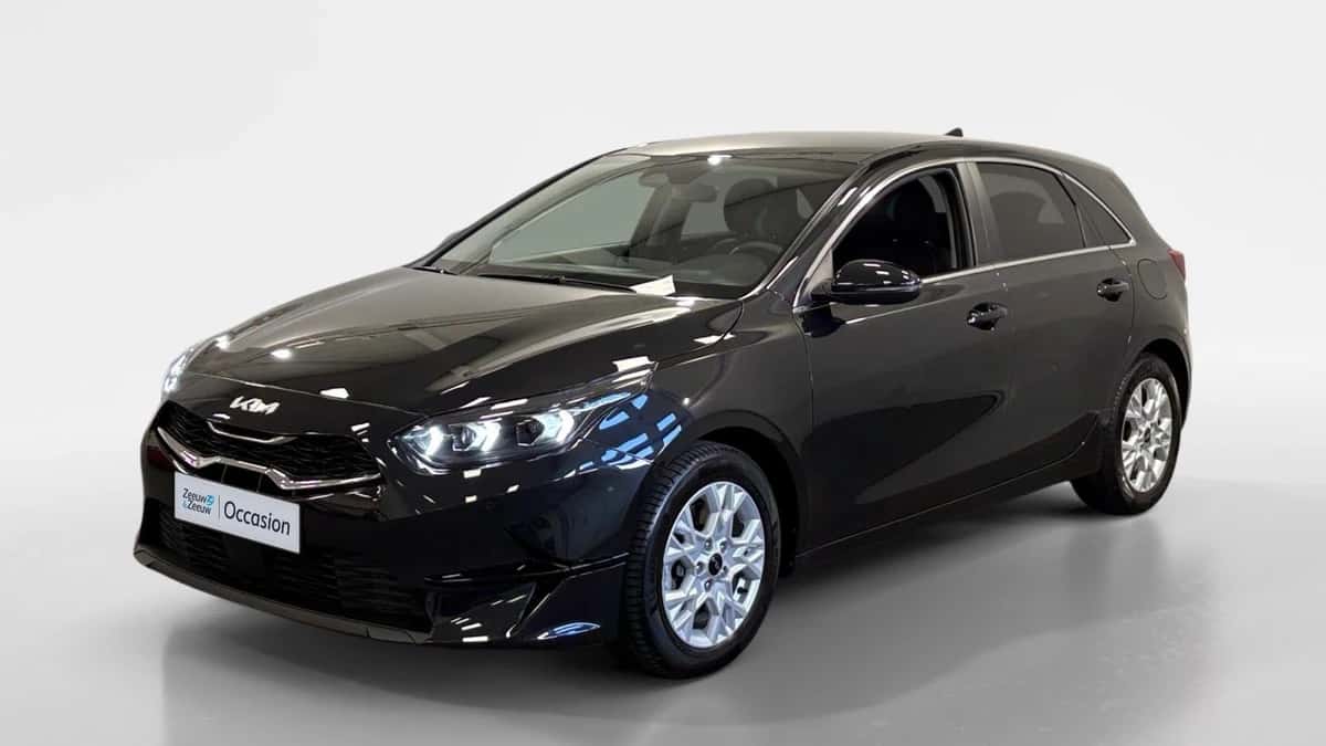 Kia Ceed (2024) — foto 1