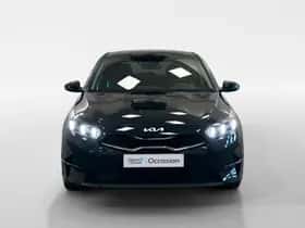 Kia Ceed (2024) thumbnail 2