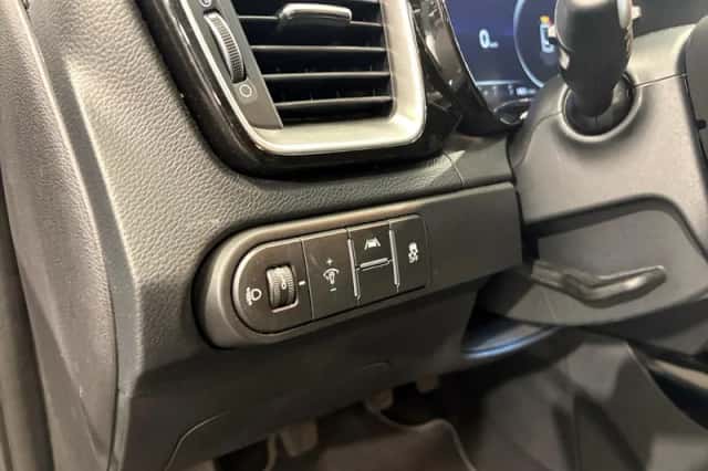 Kia Ceed (2024) thumbnail 21