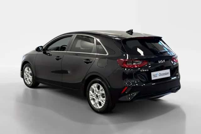 Kia Ceed (2024) thumbnail 7