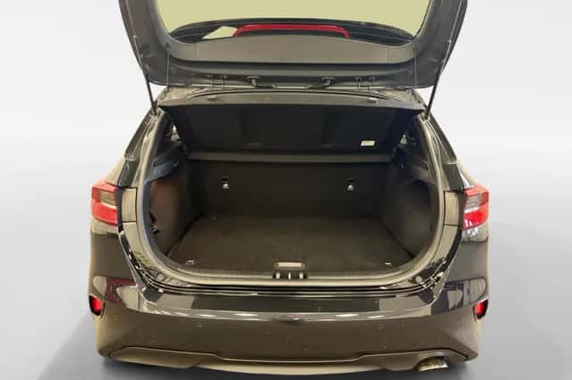 Kia Ceed (2024) thumbnail 8