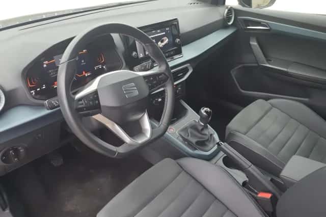 SEAT Arona (2025) thumbnail 15