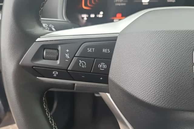 SEAT Arona (2025) thumbnail 20