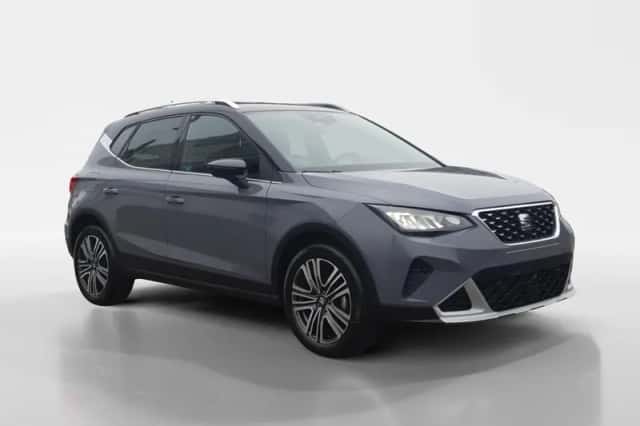 SEAT Arona (2025) thumbnail 3