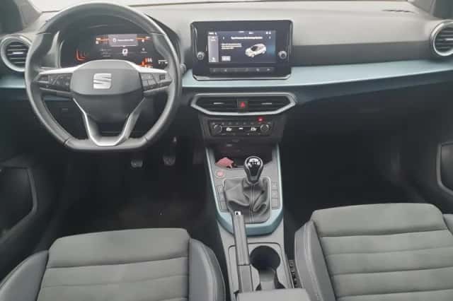 SEAT Arona (2025) thumbnail 23