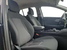 Kia Sportage (2023) thumbnail 26