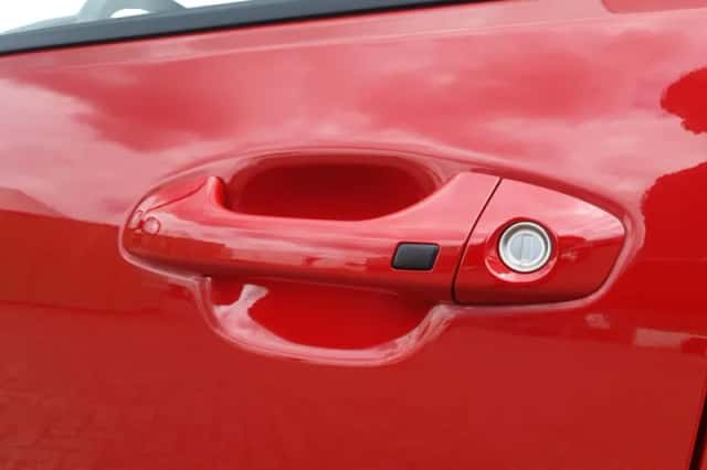 Kia Stonic (2023) thumbnail 12