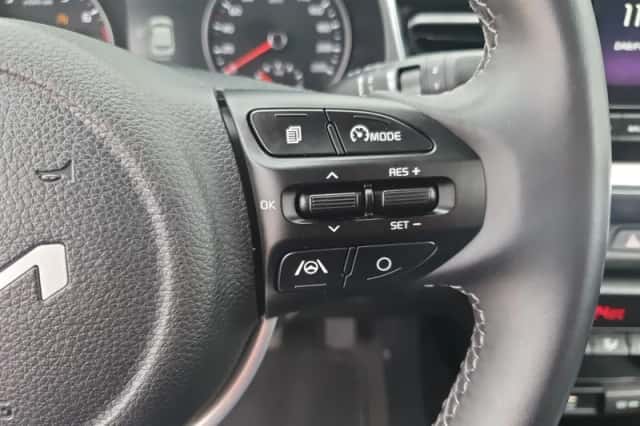 Kia Stonic (2023) thumbnail 21