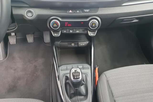 Kia Stonic (2023) thumbnail 30