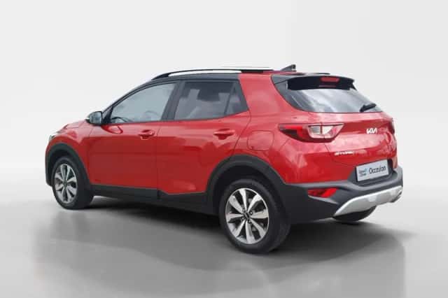 Kia Stonic (2023) thumbnail 7