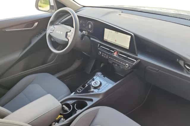 Kia Niro EV (2024) thumbnail 17