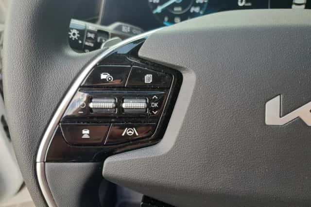 Kia Niro EV (2024) thumbnail 21