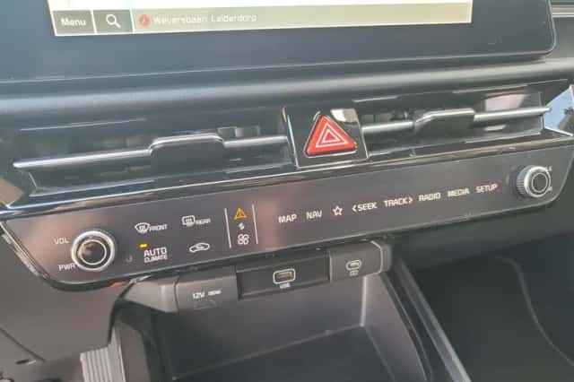 Kia Niro EV (2024) thumbnail 31