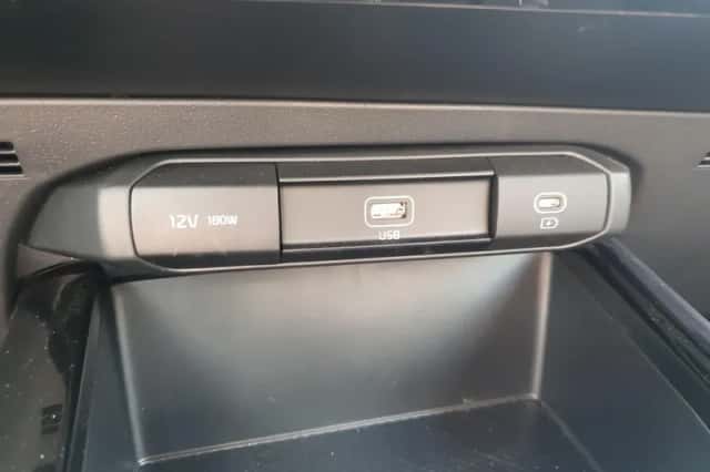 Kia Niro EV (2024) thumbnail 33