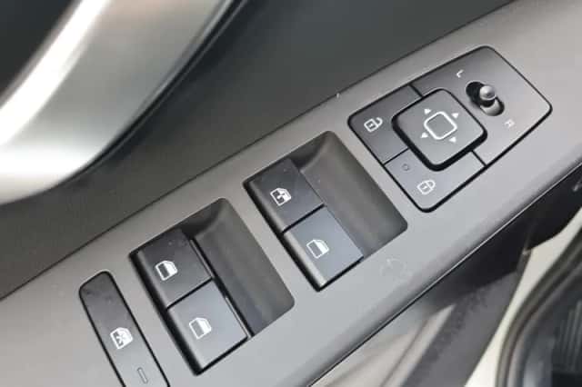 Kia Niro EV (2024) thumbnail 34