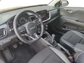 Kia Stonic (2023) thumbnail 16