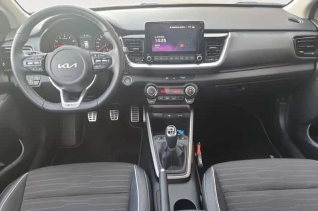 Kia Stonic (2023) thumbnail 26